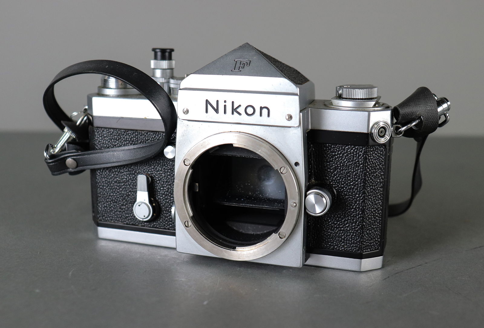 Nikon F Camera Body (1 of 4)