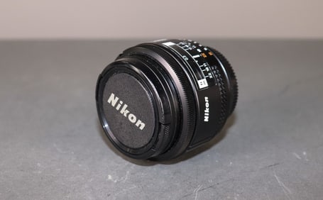 AF Nikkor 28mm 1:2.8