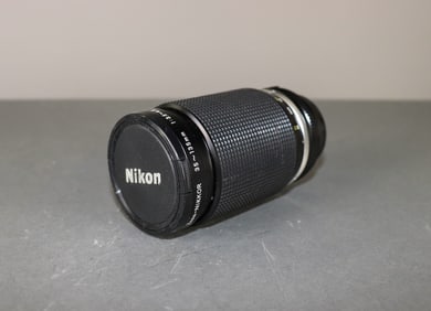 Zoom-Nikkor 35-135mm 1:3.5-4.5