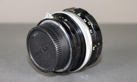 Nikkor-S 1:1.2 55mm Lens