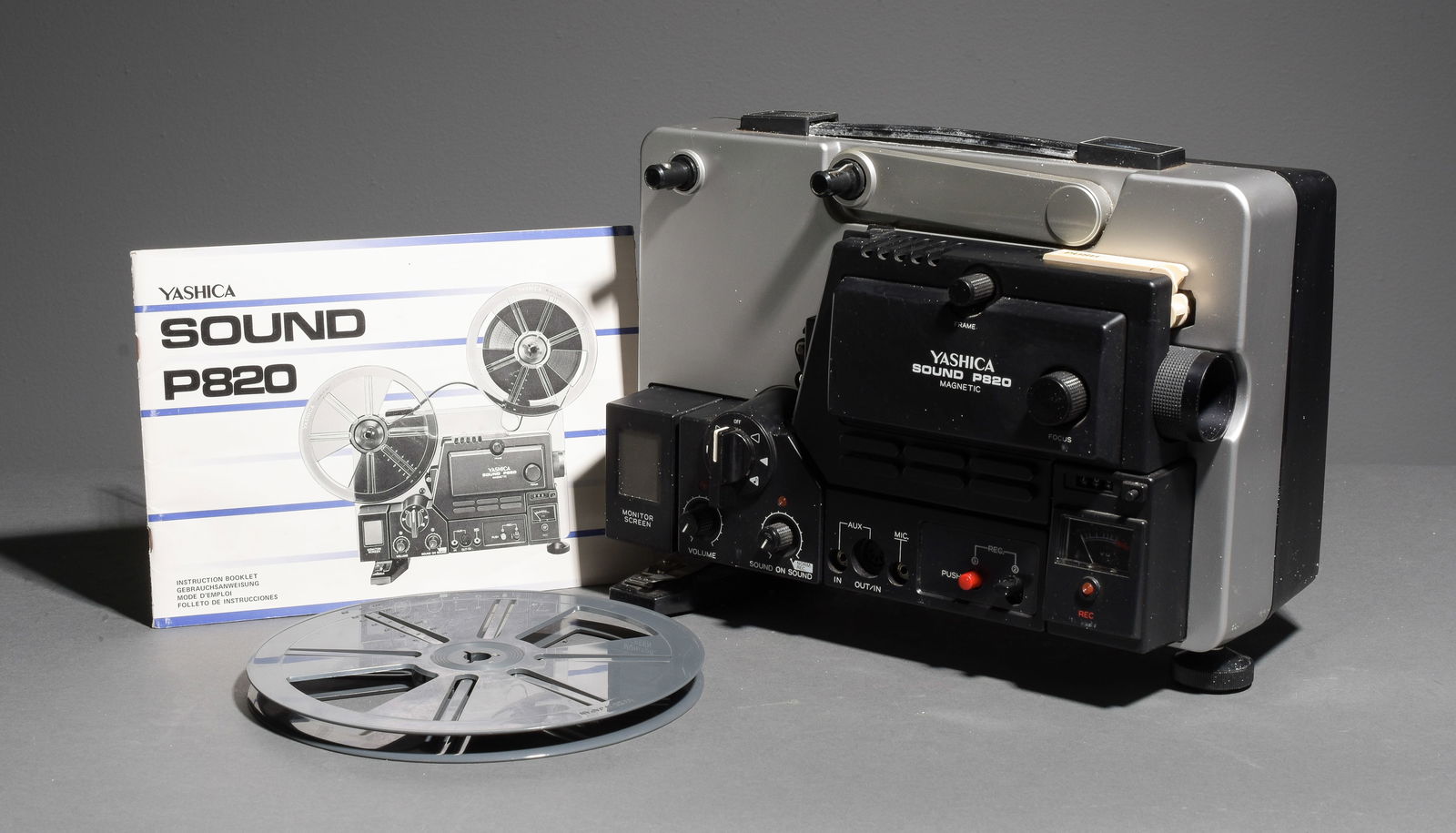 Yashica Sound P820 8mm Super 8 Film Projector (1 of 7)