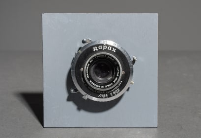 Wollensak 90mm f/6.8 Raptar Wide Angle lens in Rapax Synchromatic shutter