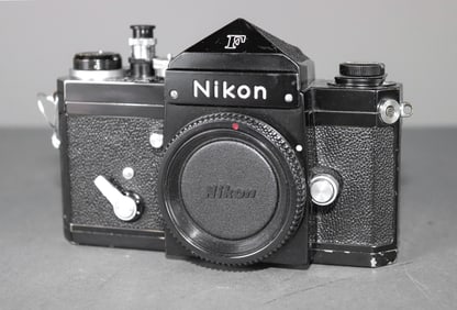 Nikon F Black Camera Body w/ Waist Level Fin