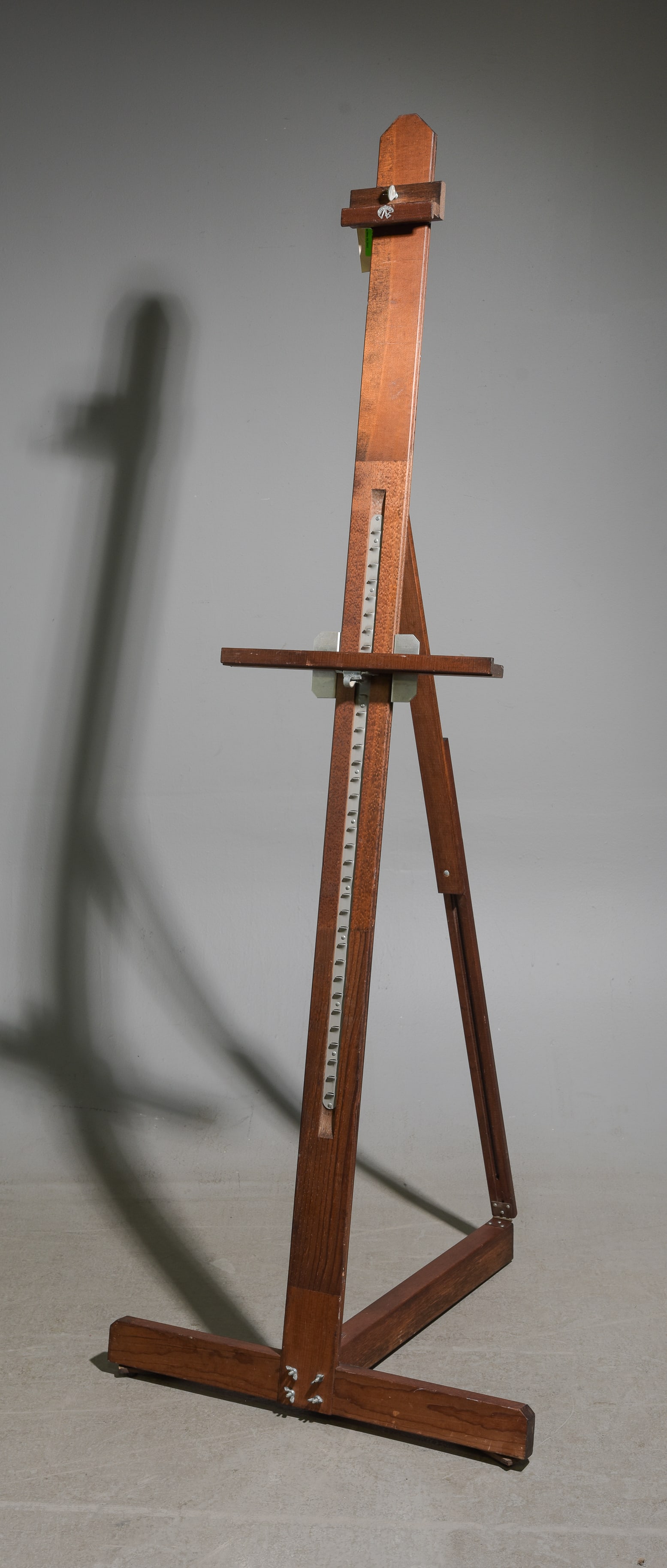 Large Oak Easel (1 of 4)