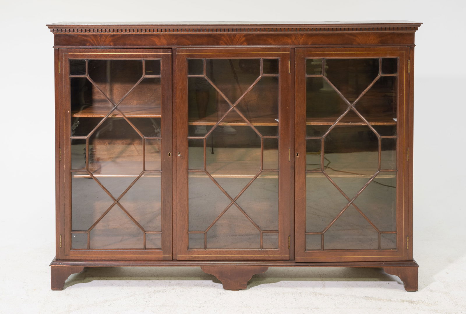 English Mahogany 3 Doors Bookcase (1 of 4)