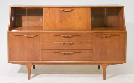 Mid Century Modern Highboard / Cocktail Cabinet