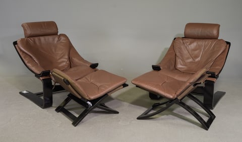 2 Mid Century Leather Loung Chairs & Stools