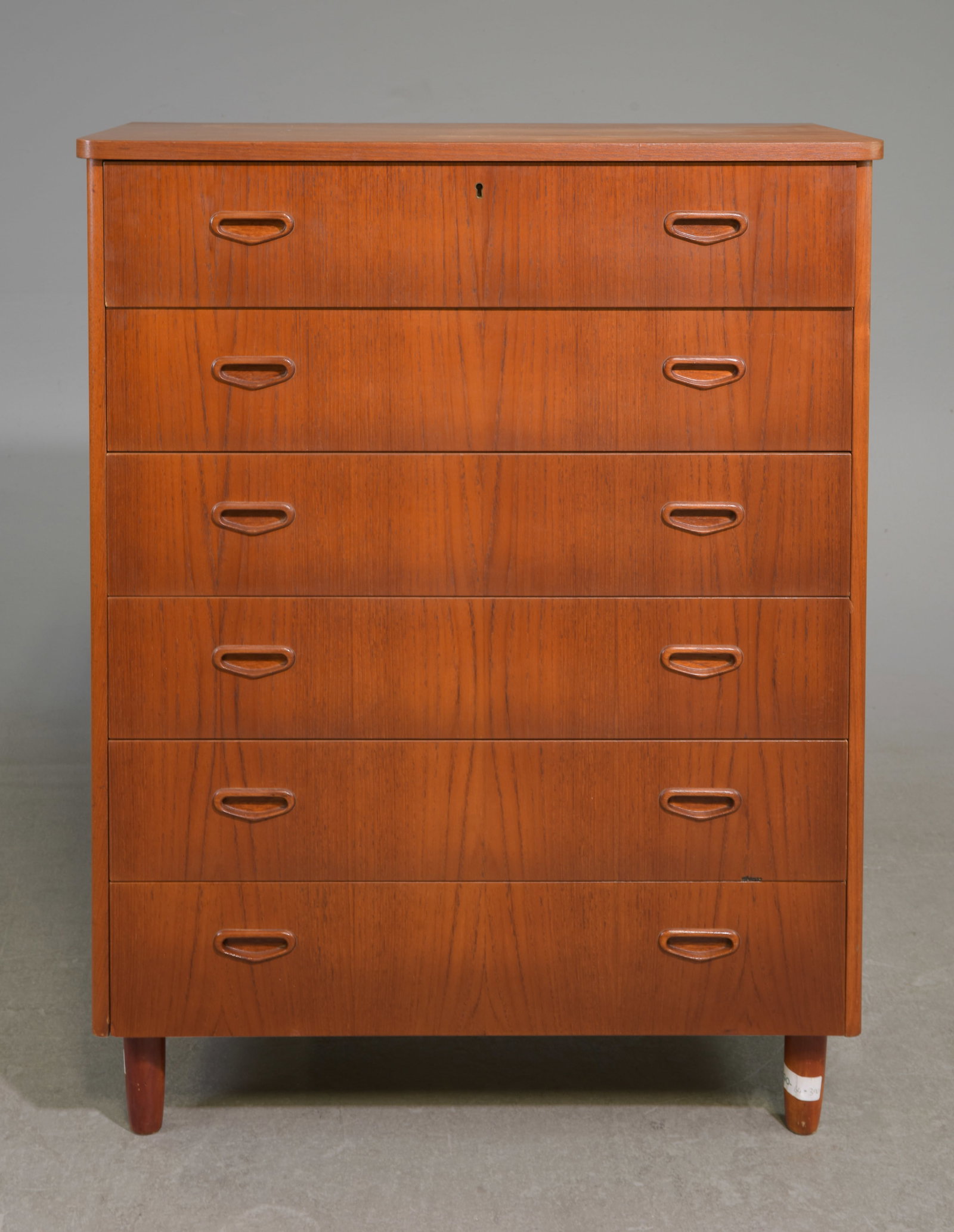 Mid Century Modern 6 Drawer Chest: Danish Modern Style 6 Drawer Chest - 42 in tall x 32.5 x 16.25