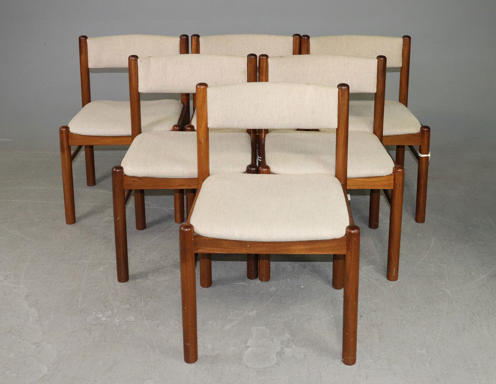 Set Of 6 Danish Modern Dining Chairs - Fartrup: Set Of 6 Danish Modern Dining Chairs - Fartrup - 30.5 in tall x 21 x 20.5, seat height is 17.5 in