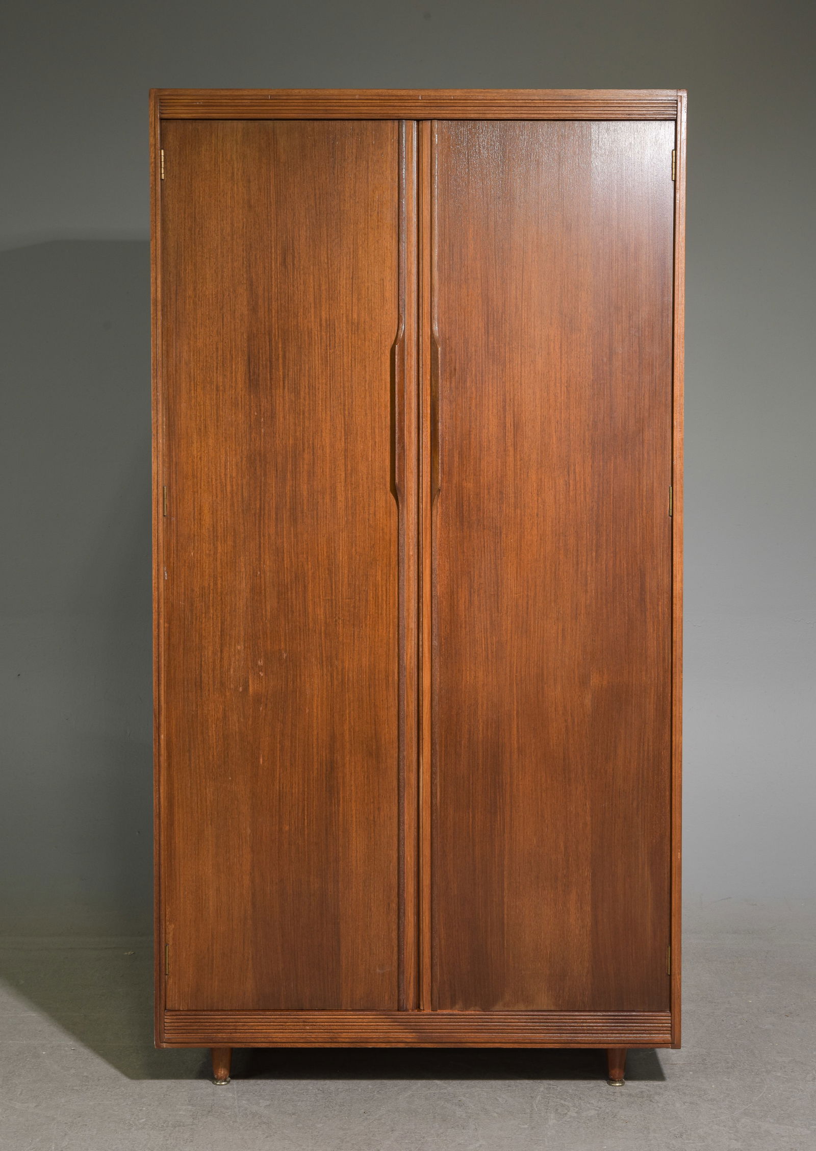 Mid Century Modern Double Door Robe (1 of 7)