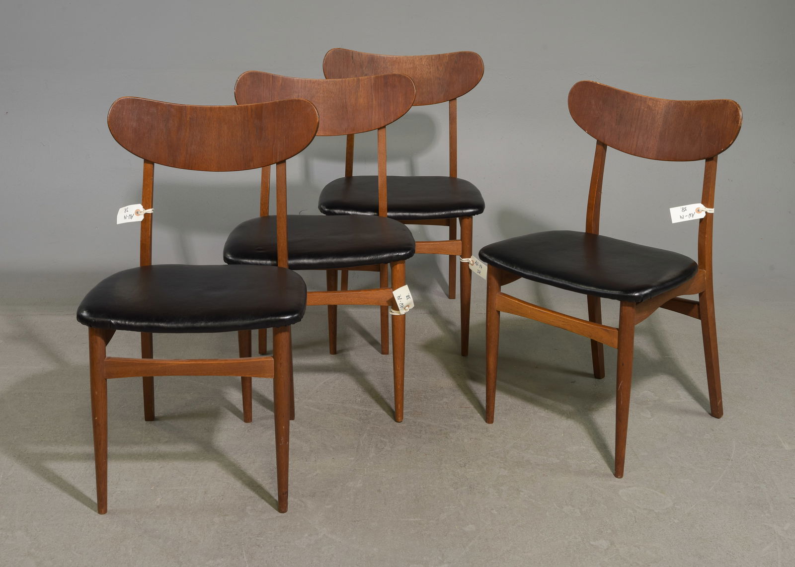 Danish Modern Style Set of 4 Dining Chairs (1 of 6)