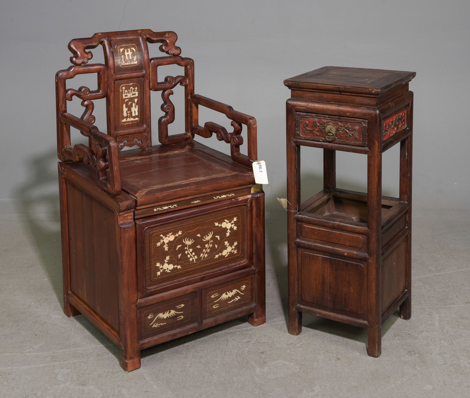 2pcs - Asian Hall Chair & Occasional Table (1 of 8)