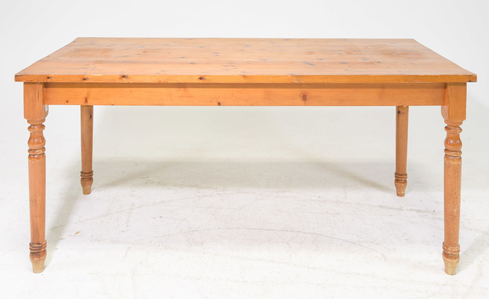 English Pine Table With Turned Legs (1 of 6)