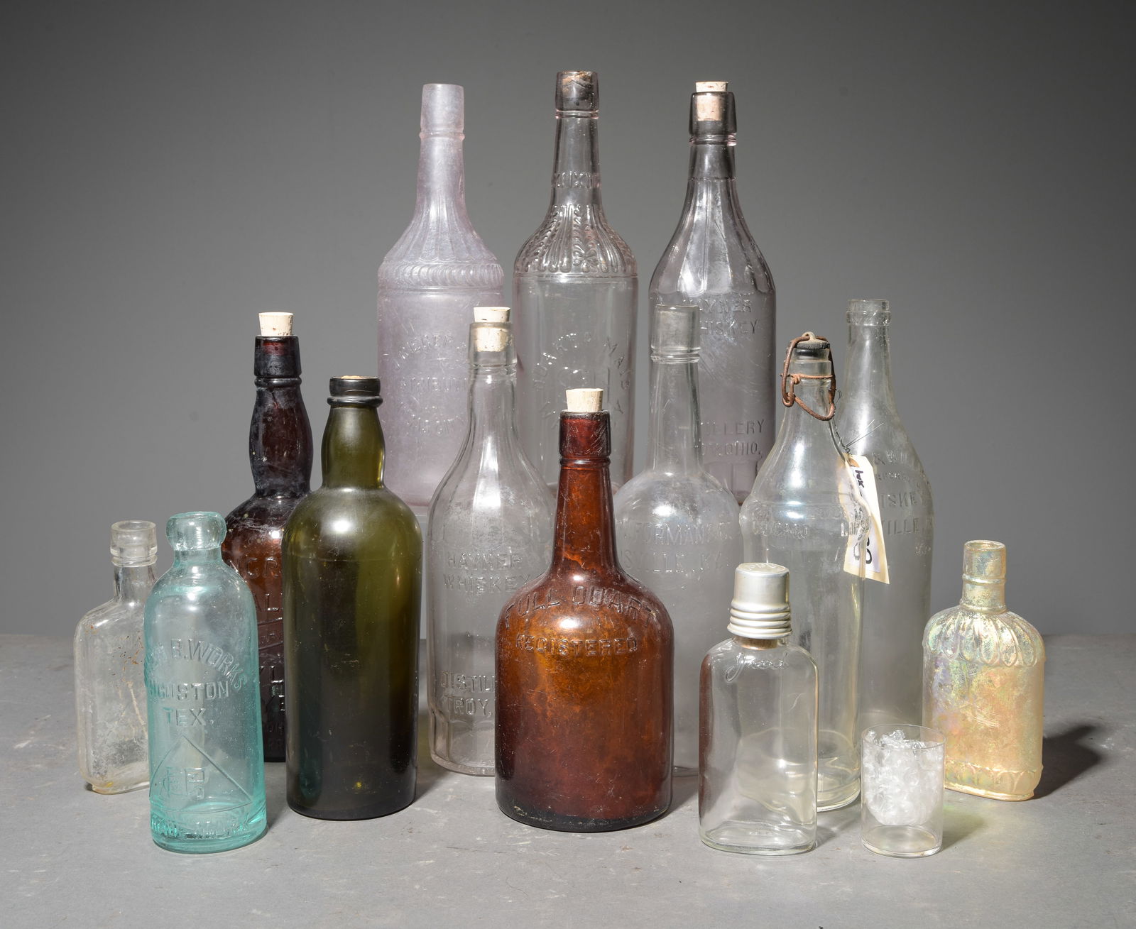 14 Assorted Vintage Glass Bottles (1 of 5)