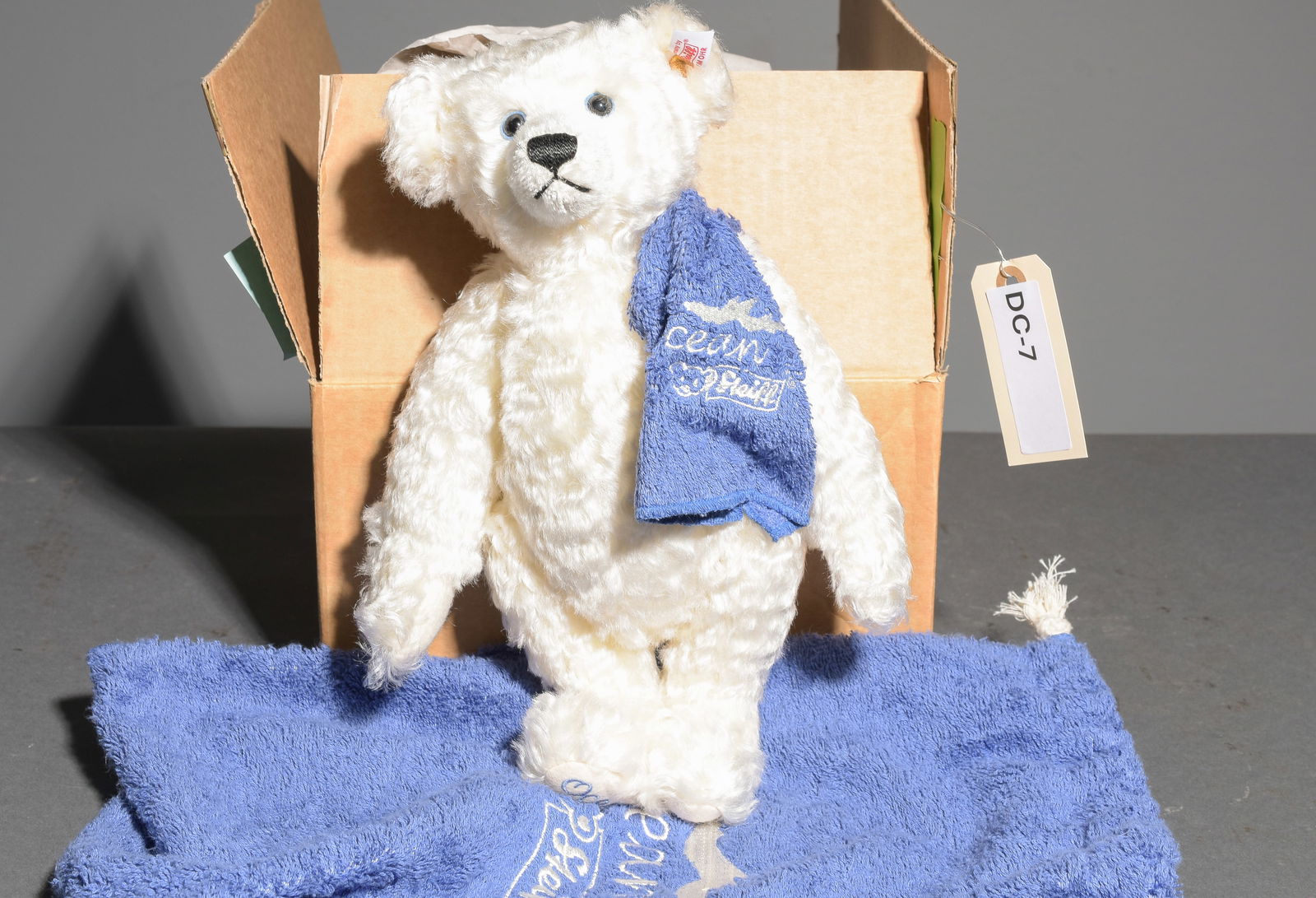 Limited Edition Teddy Bear Ocean 281/1500 (1 of 9)