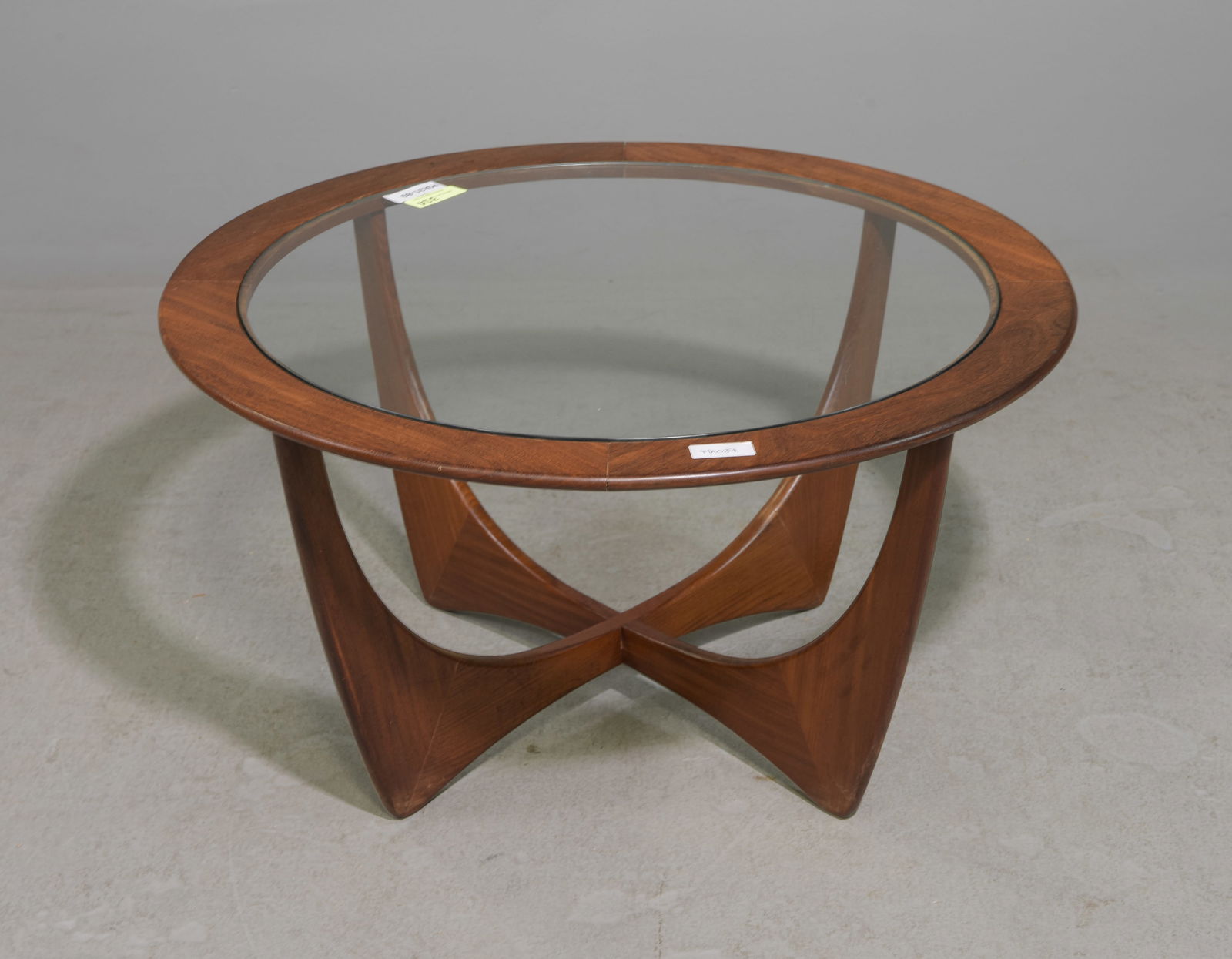 Mid Century Modern G-Plan Round Astro Coffee Table (1 of 3)