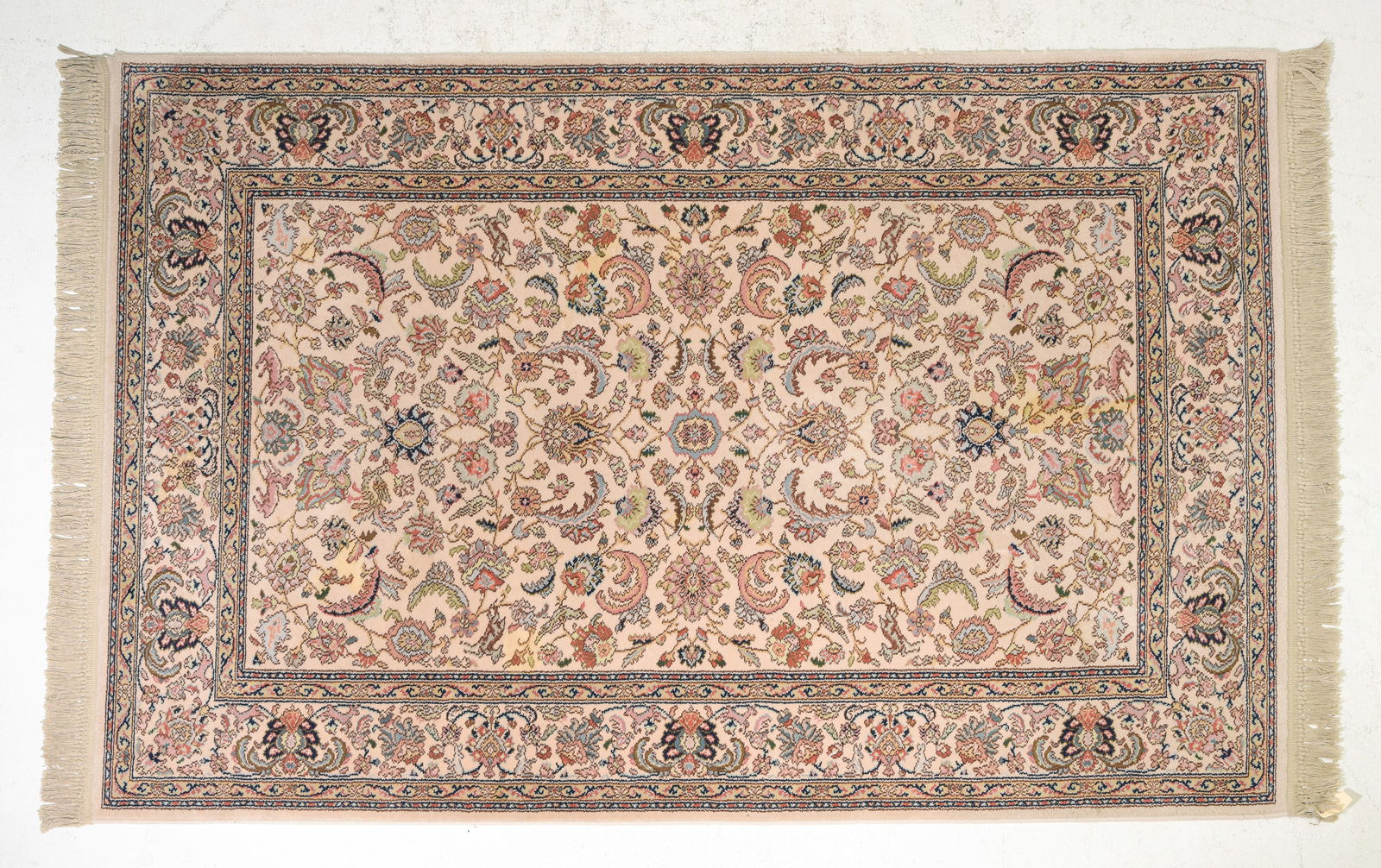 Persian Style Machine Made Rug - 9'2 x 5'10 (1 of 4)