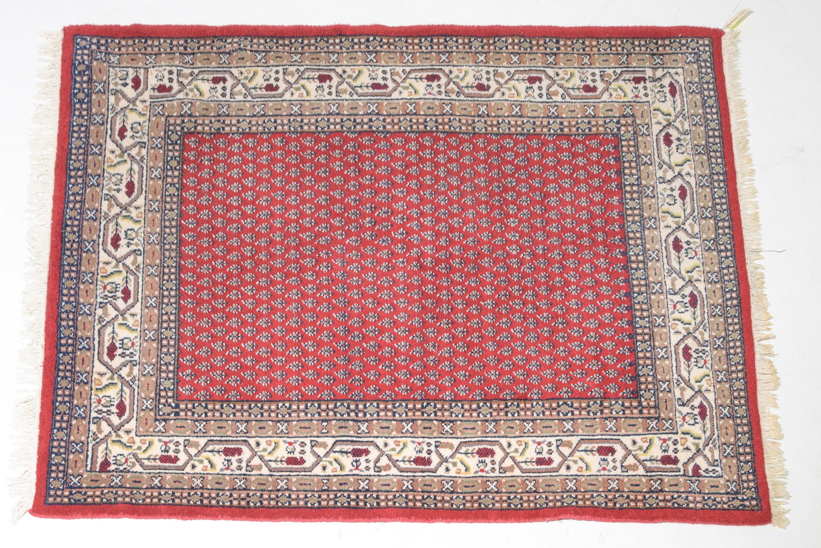 Persian Hand Knotted Rug - 6'5 X 4'7: Persian Hand Knotted Rug - 6'5 X 4'7