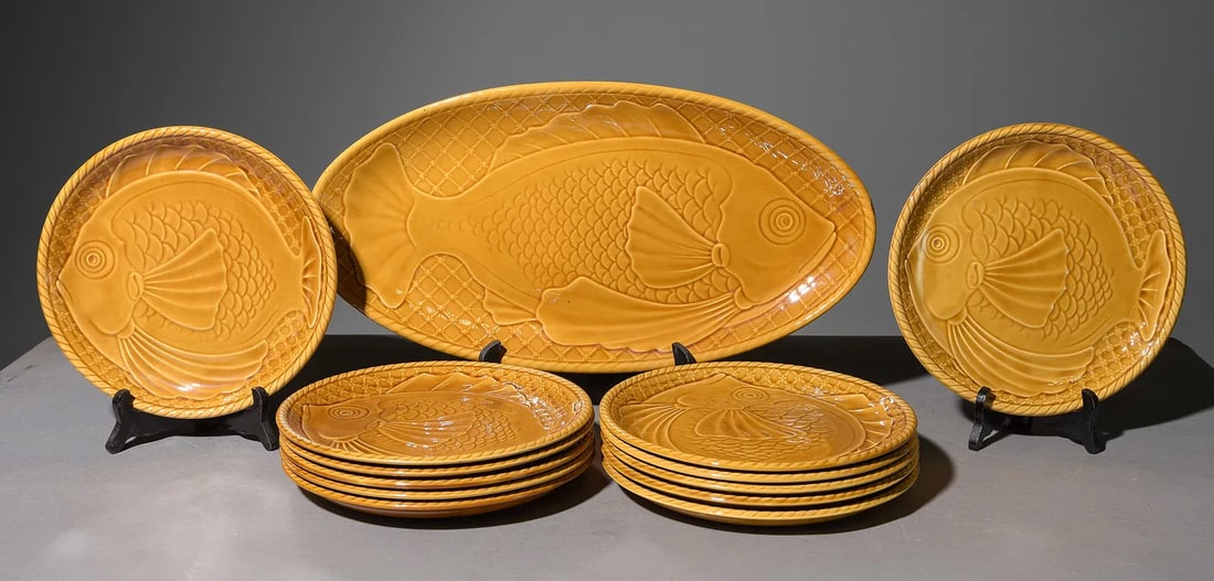 13pc Brown Fish Plate Set - Platter & Plates (1 of 4)