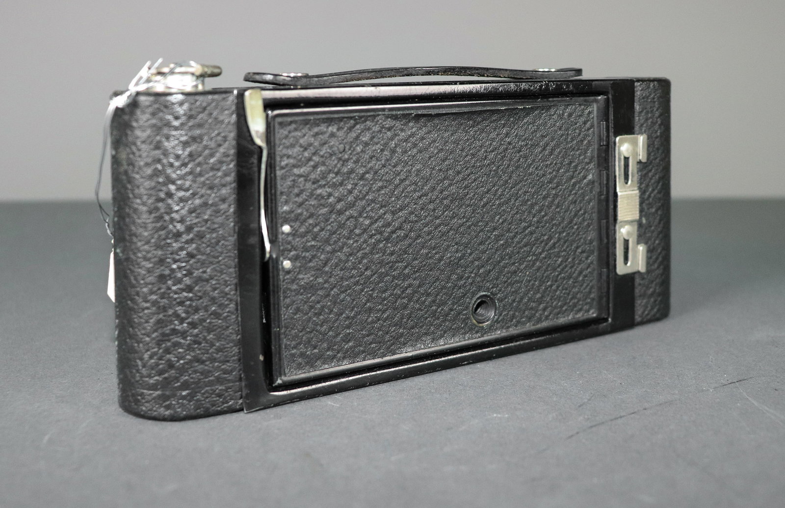 No. 2A Folding Autographic Folding Camera: Item: No. 2A Folding Autographic Folding Camera Brand: Kodak Model/Serial Number: 11206