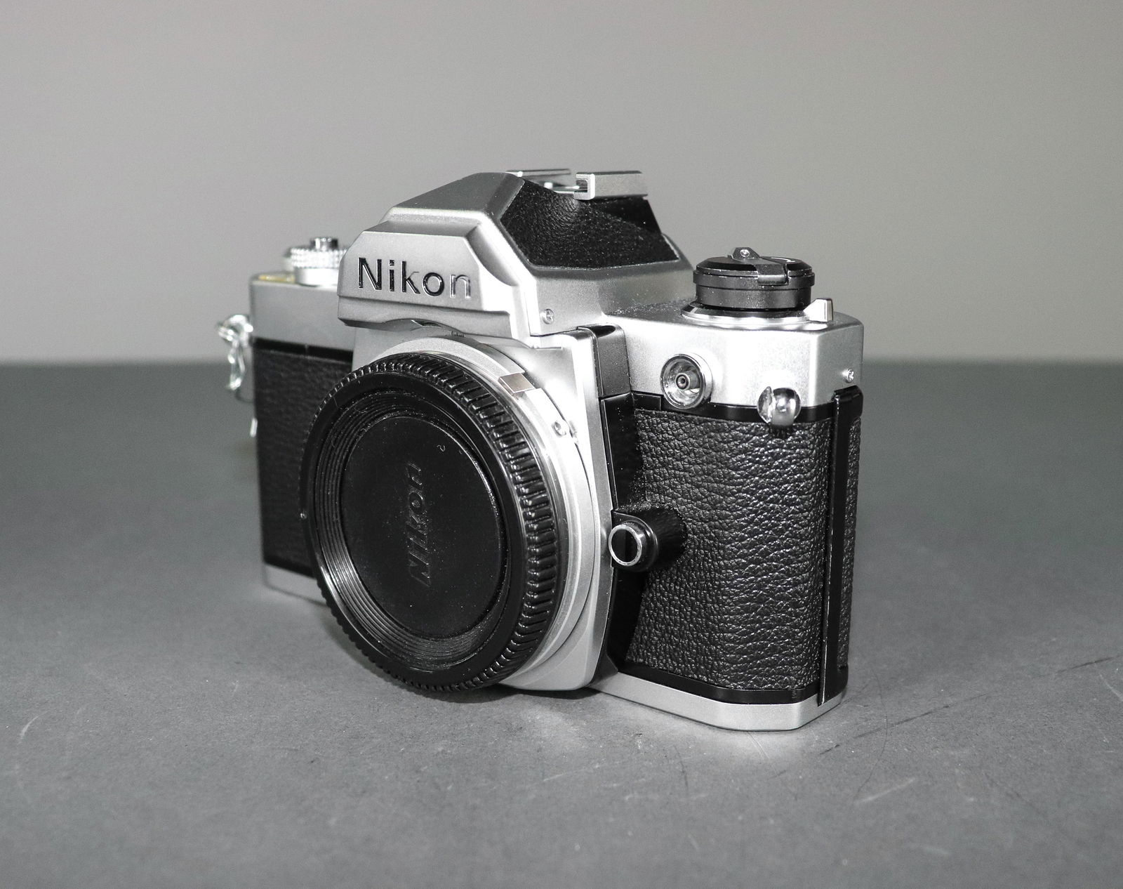 Nikon FM Film Camera: Item: Nikon FM Film CameraBrand: NikonModel/Serial Number: 2436995