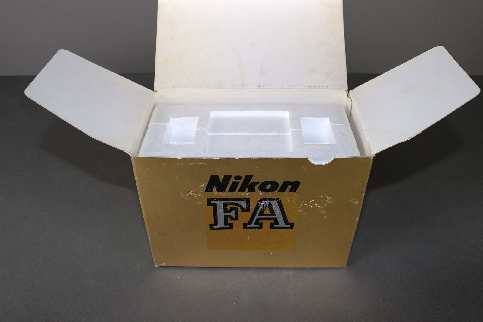 Nikon FA Camera Body (Original Packaging) (1 of 8)