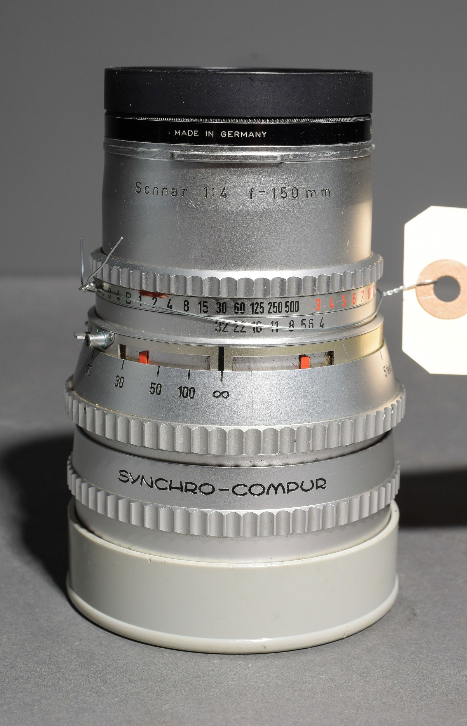 Carl Zeiss, Sonnar 1:4 f=150mm Silver: Item: Carl Zeiss, Sonnar 1:4 f=150mm SilverBrand: Synchro-CompurModel/Serial Number: Nr 4805332