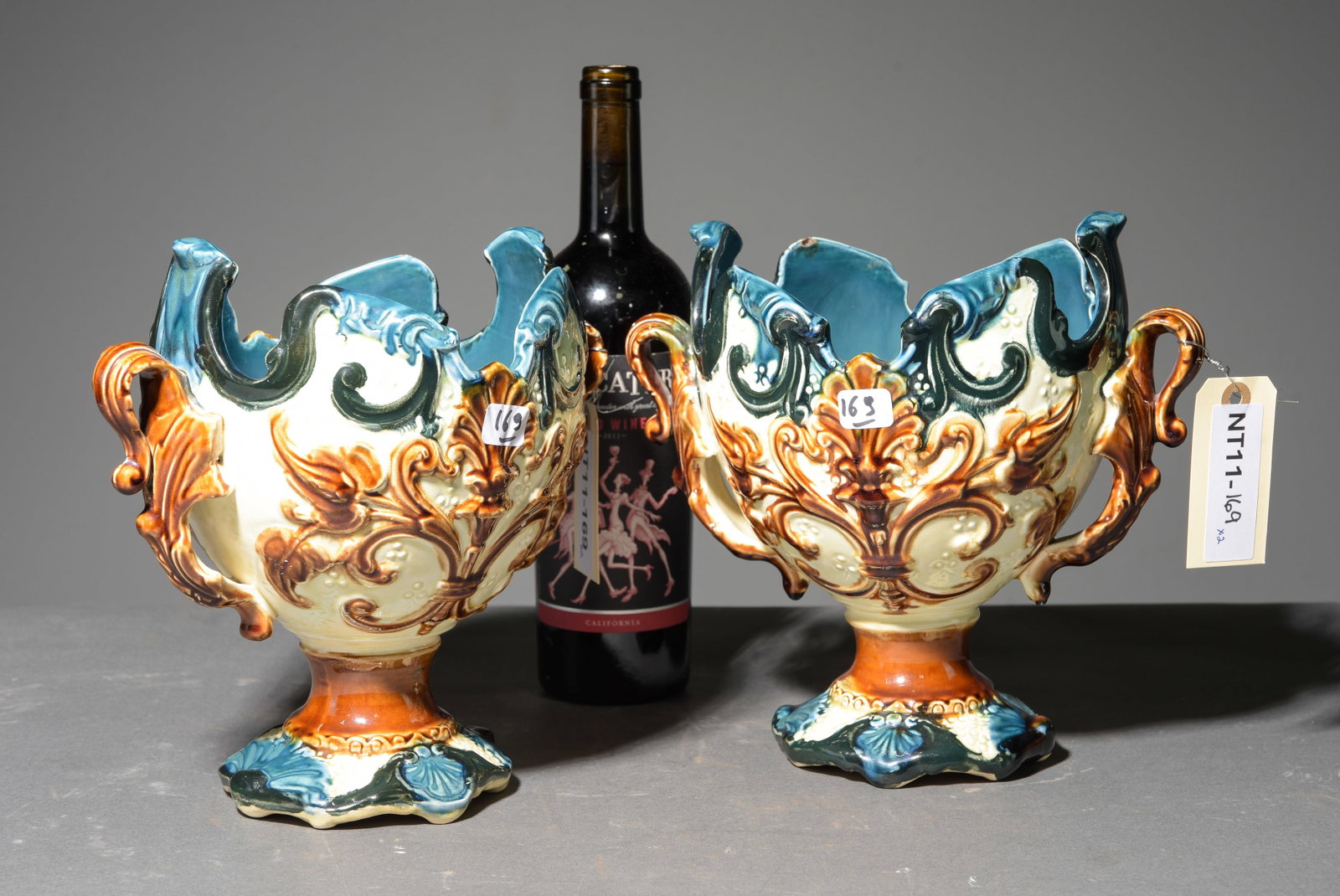 Onnaing Majolica Pair of Vases / Planters: Onnaing Majolica Pair of Vases / Planters - 9 in tall x 10 x 7 each