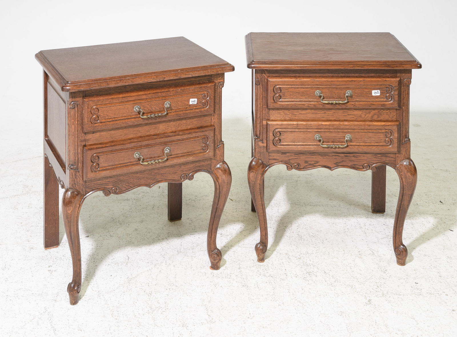 2 Louis XV Style Oak Nightstands / Chests (1 of 5)