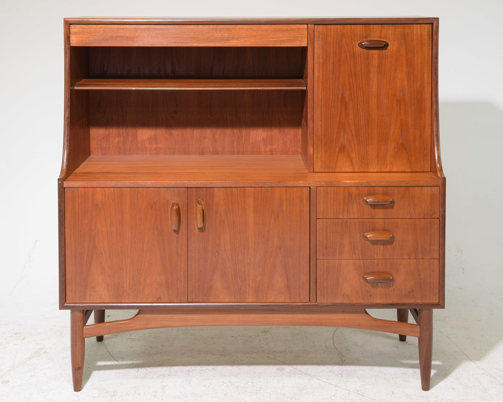 Teak G-Plan Cocktail Cabinet - Brasilia Range (1 of 7)