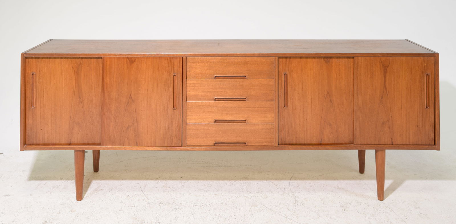 Mid Century Sideboard - Nils Jonsson - Gigant (1 of 6)