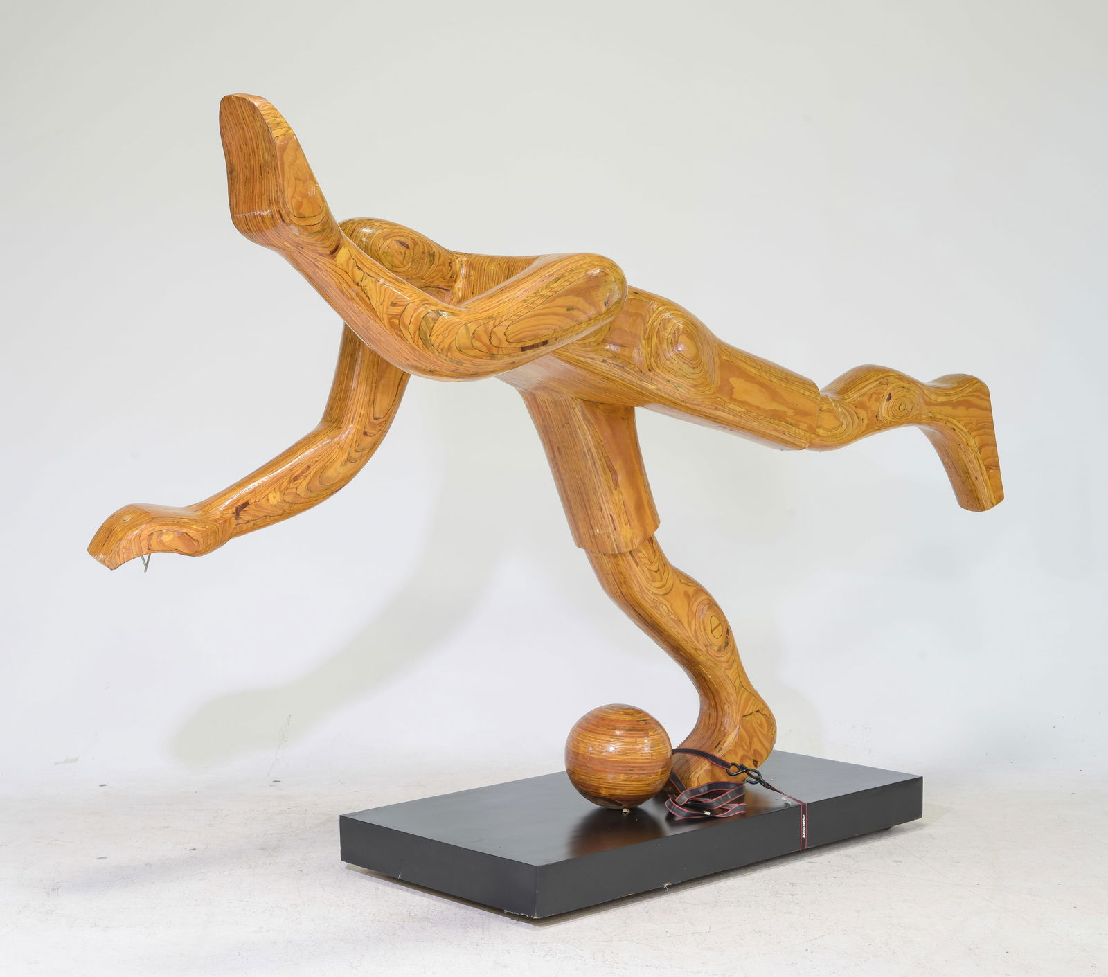 HY Farber Monumental Wood "Basketball Player" Sculpture (1 of 7)