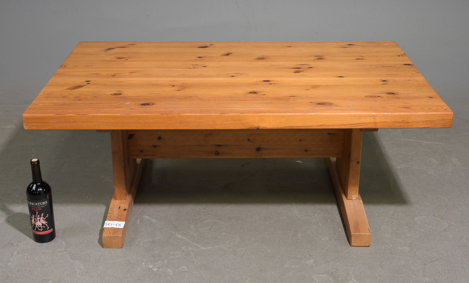 Swedish Pine Large Coffee / Cocktail Table: Swedish Pine Large Coffee / Cocktail Table - 19.5 in tall x 51 x 33.5