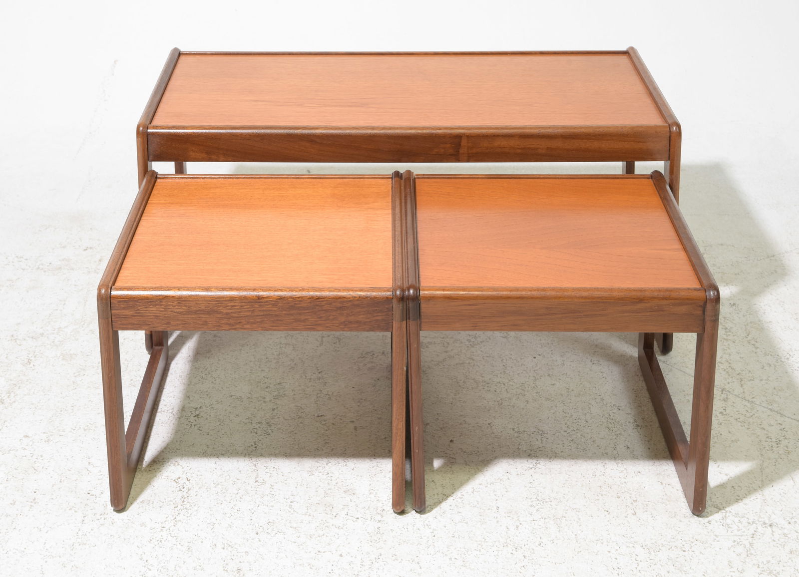 Mid Century Modern Nesting Coffee Table - Avalon (1 of 4)