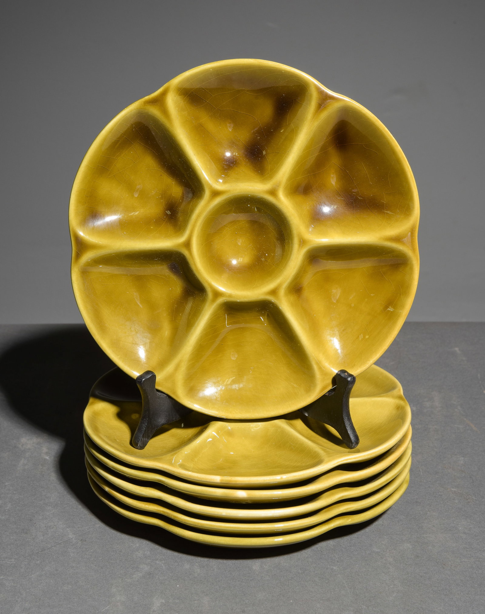 Set of 6 French Green Oyster Plates: Set of 6 French Green Oyster Plates - 1 in tall x 9.75 inch diameter