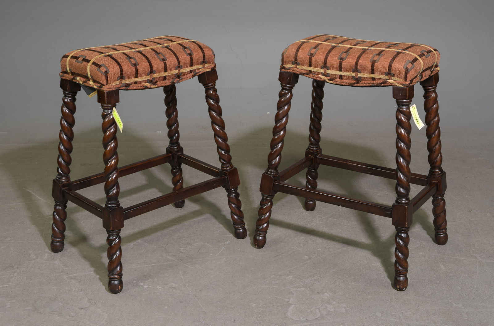 Vanguard Furniture Pair of  Counter Stools (1 of 4)