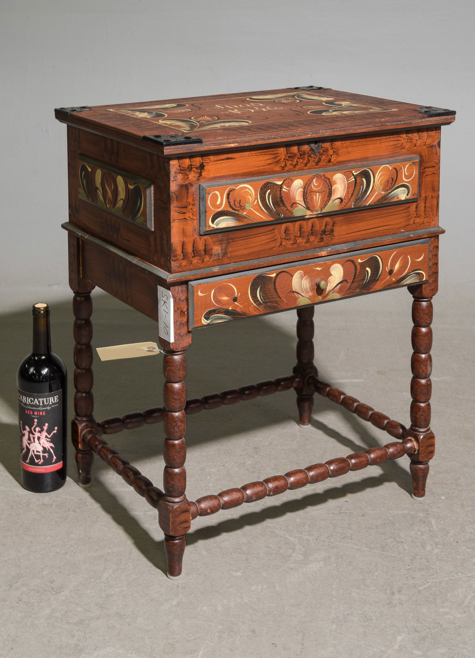 Swedish Lift Top Sewing / Trinket Box #2 (1 of 4)