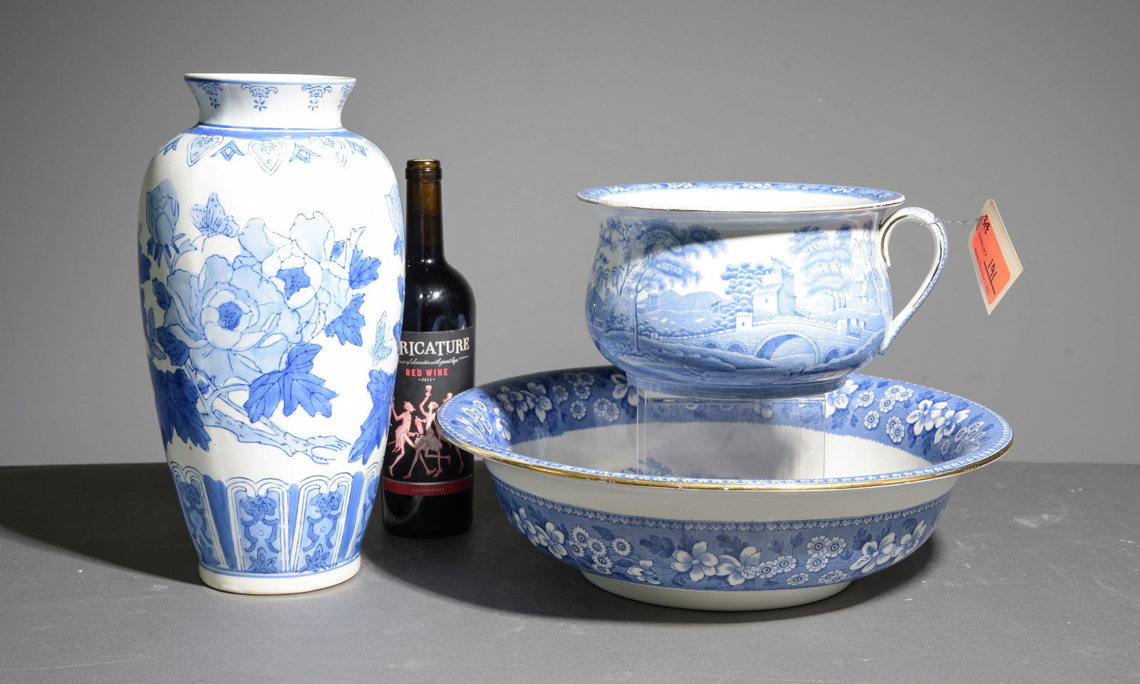 3pcs - Blue & White Vase, Chamber Pot, Etc. (1 of 6)