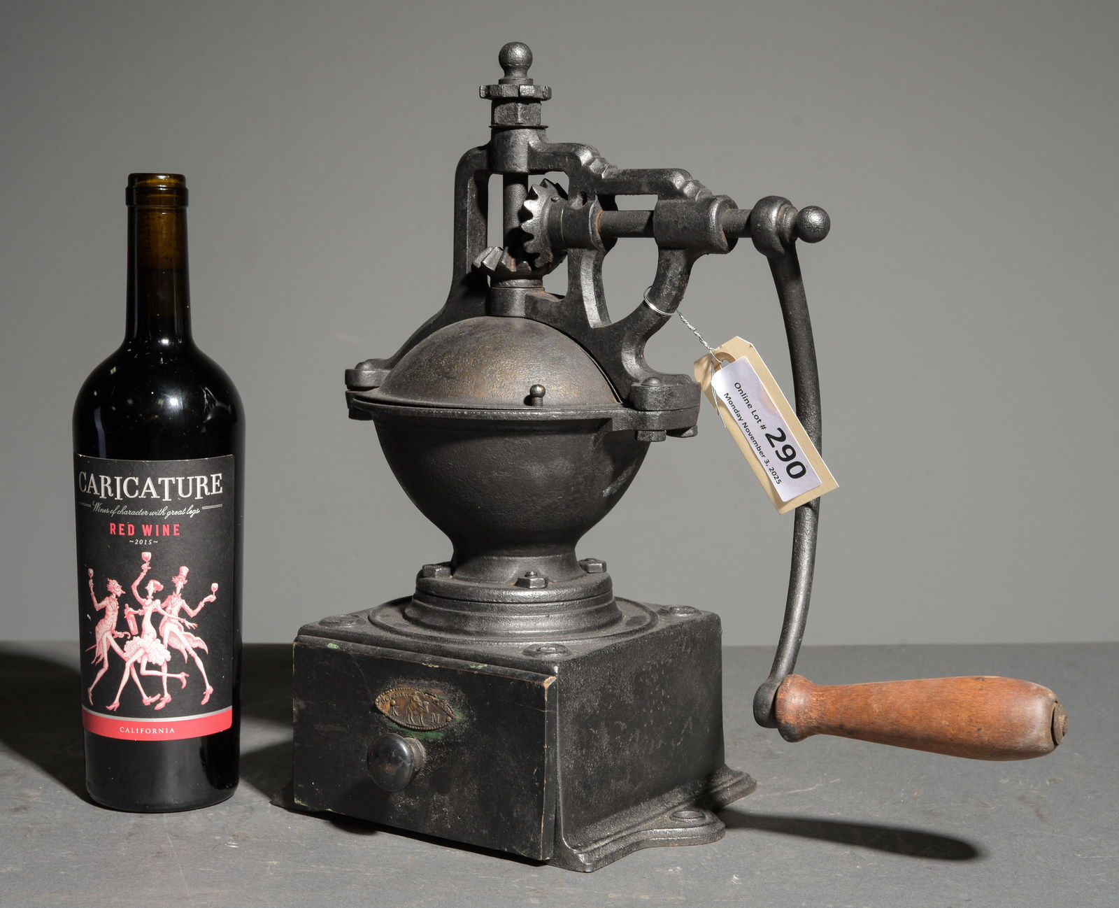 French Cast Iron Coffee / Bean Grinder #1 (1 of 4)