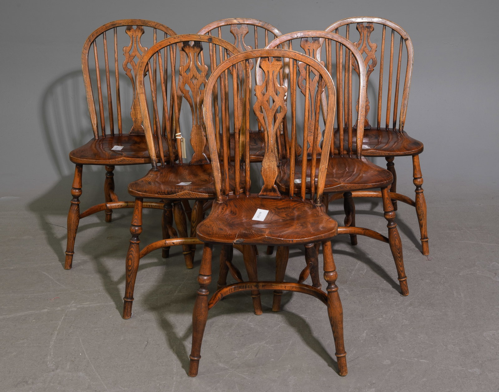 Danish Oak Set of 6 Dining Chairs: Danish Oak Set of 6 Dining Chairs - 35 in tall x 18.5 x 20 each with a seat height of 17.5 inches