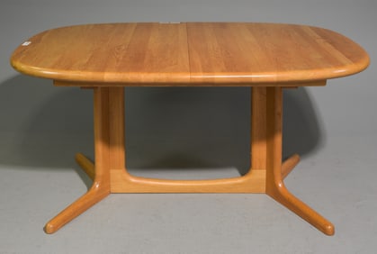 Danish Modern Oval Table with 2 Leaves - Glostrup