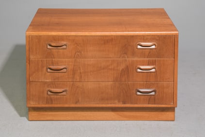 Mid Century Modern Low Three Drawer Chest - Gplan