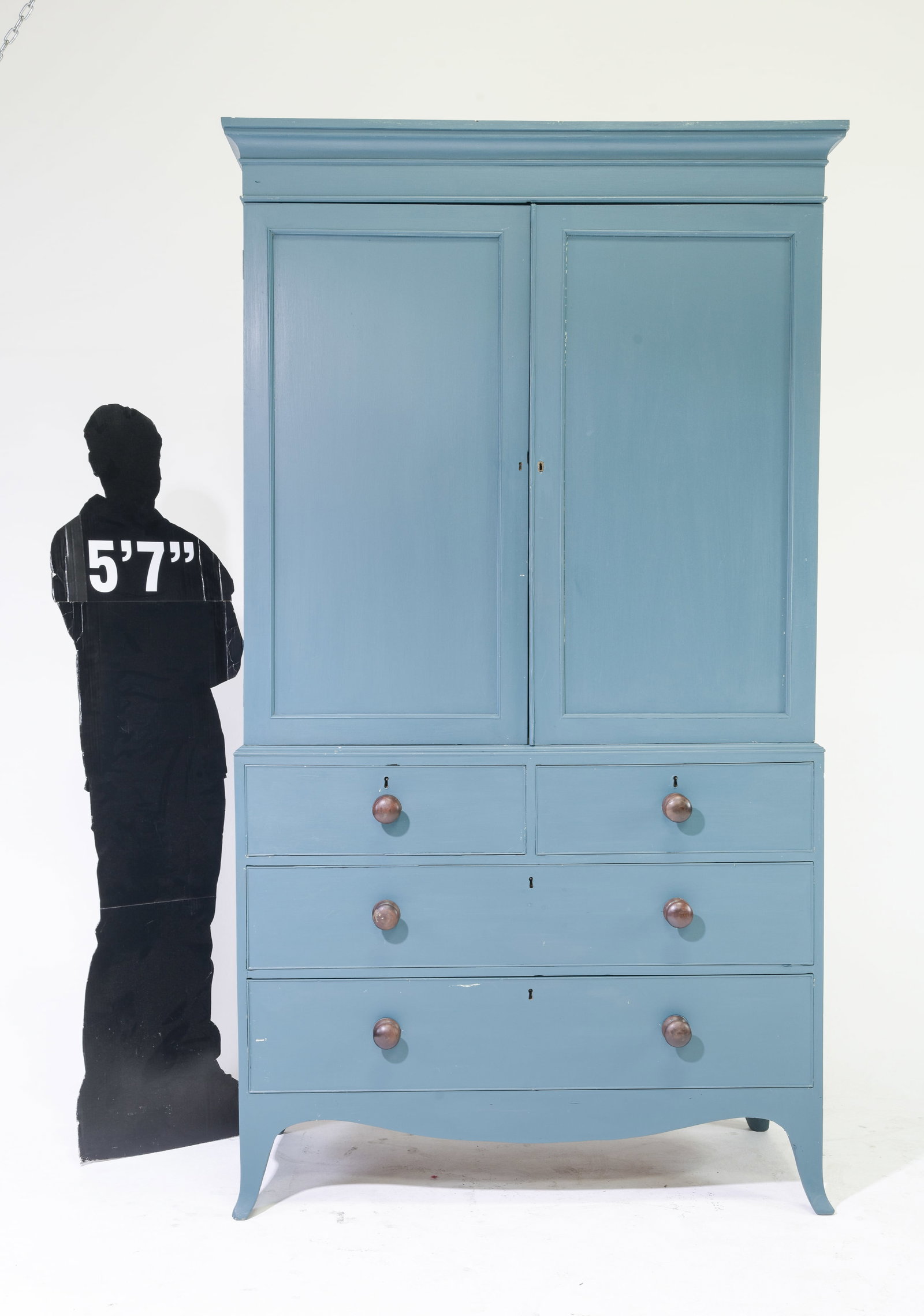 British Oak Painted Linen Press / Cupboard (1 of 7)