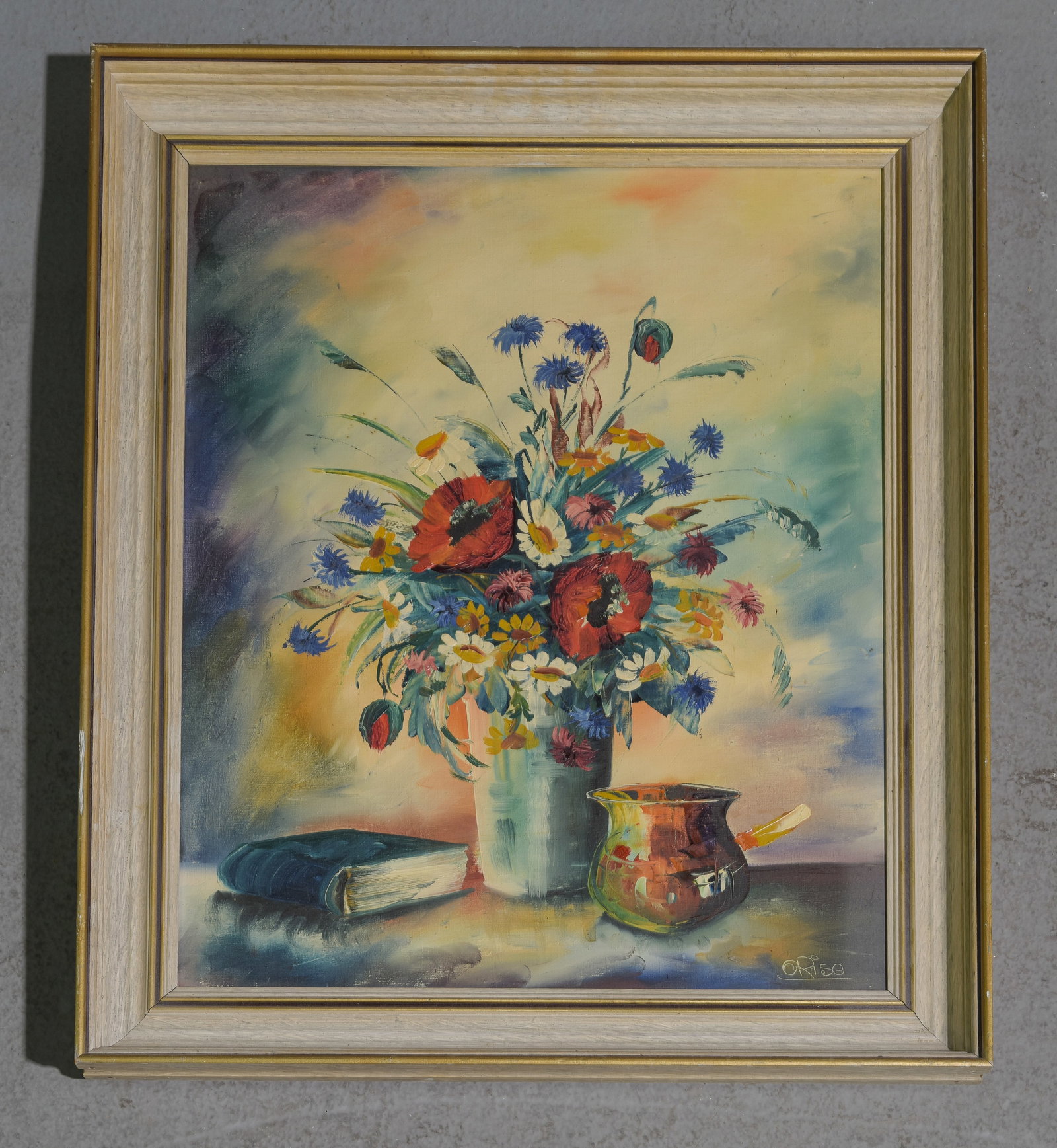 Framed Acrylic on Canvas Floral Still Life: Framed Acrylic on Canvas Floral Still Life - 23.5 in tall x 15.5 x 2, The work itself is 19.25 x 15.25