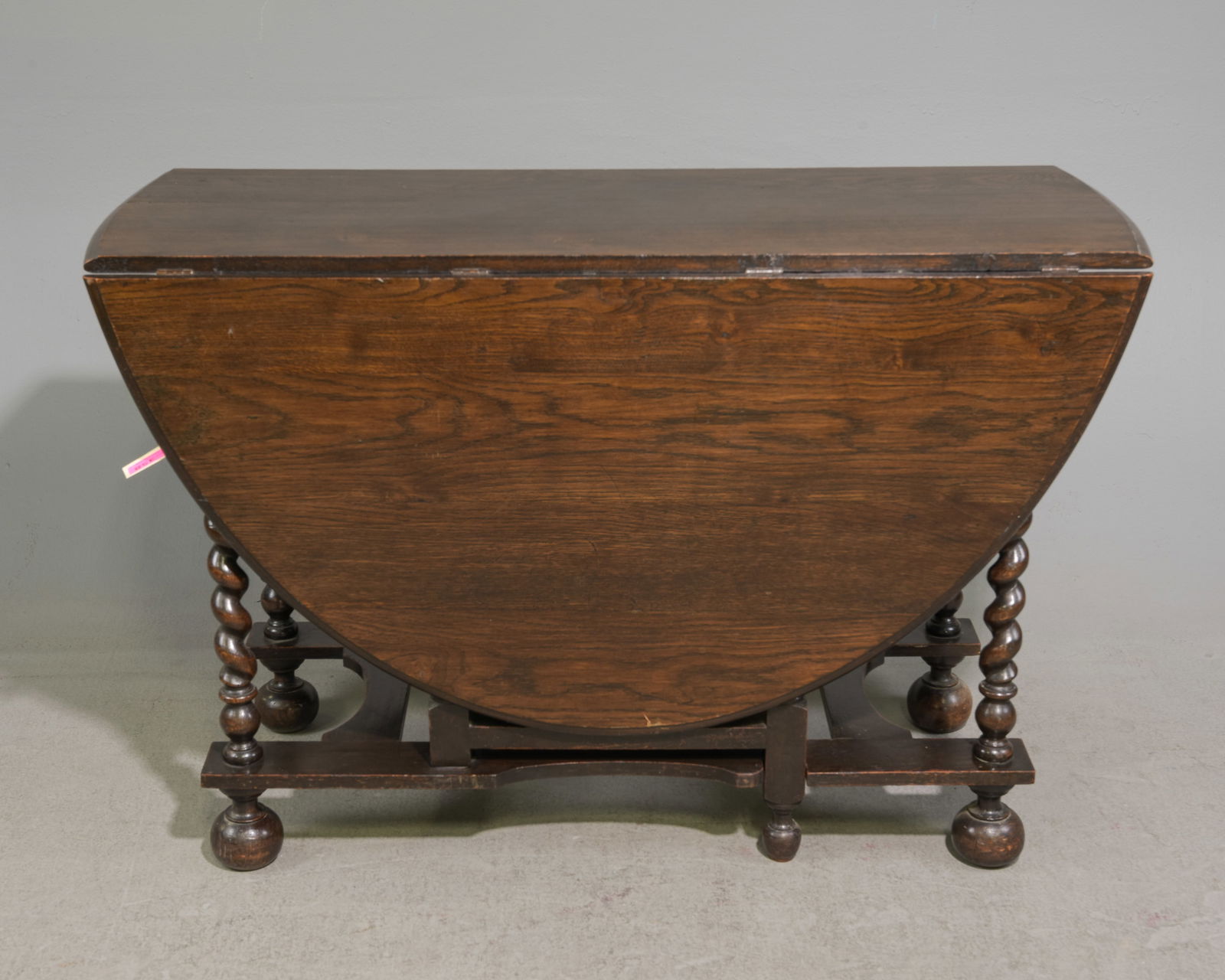 British Large Oak Barley Twist Drop Leaf Table: British Large Oak Barley Twist Drop Leaf Table - 29 in tall x 45.5 x 18, Leaves add an additional 21.5 inches each