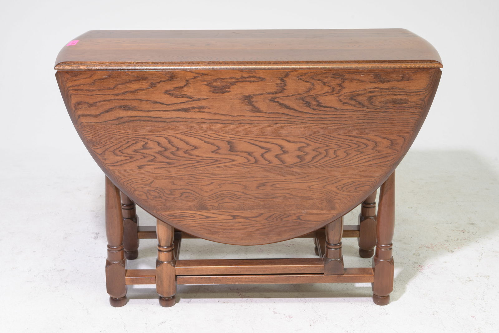 British Oak Drop Leaf Gateleg Table: British Oak Drop Leaf Gateleg Table - 29 in tall x 42 x 18, Leaves add an additional 20.75 inches each