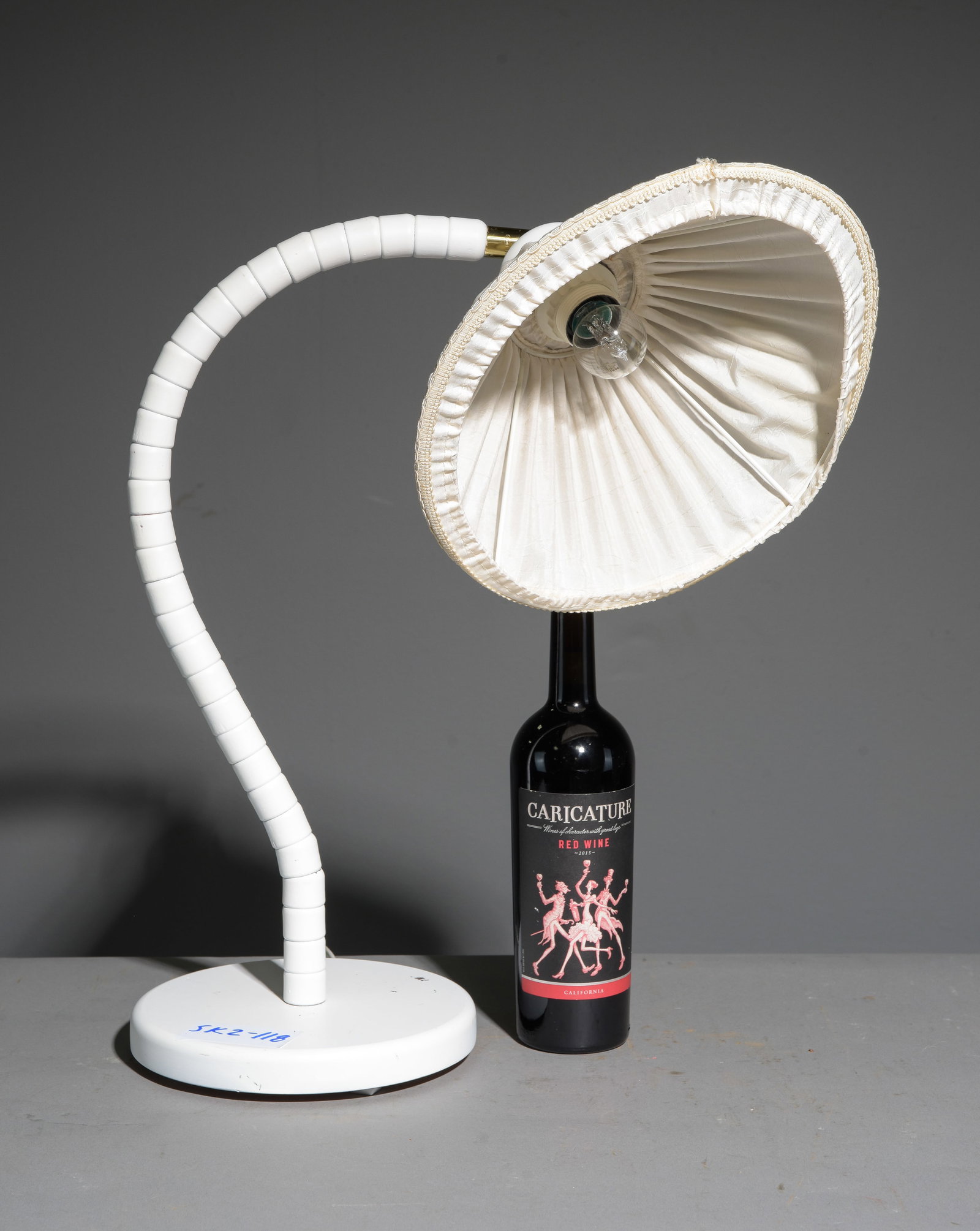 Swedish Markslojd Swan Neck Table Lamp: Swedish Markslojd Swan Neck Table Lamp - 21 in tall x 18 x 12