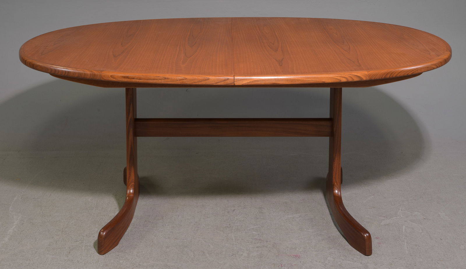 Oval Mid Century Teak Dining Table By G-Plan (1 of 4)