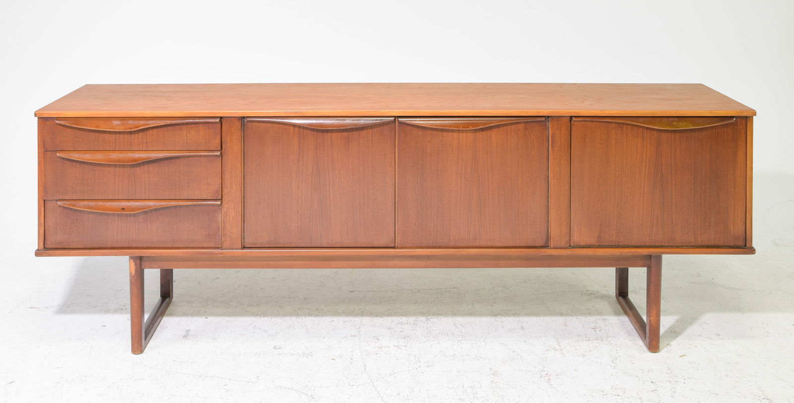 Mid Century Modern Sideboard - Stonehill (1 of 7)