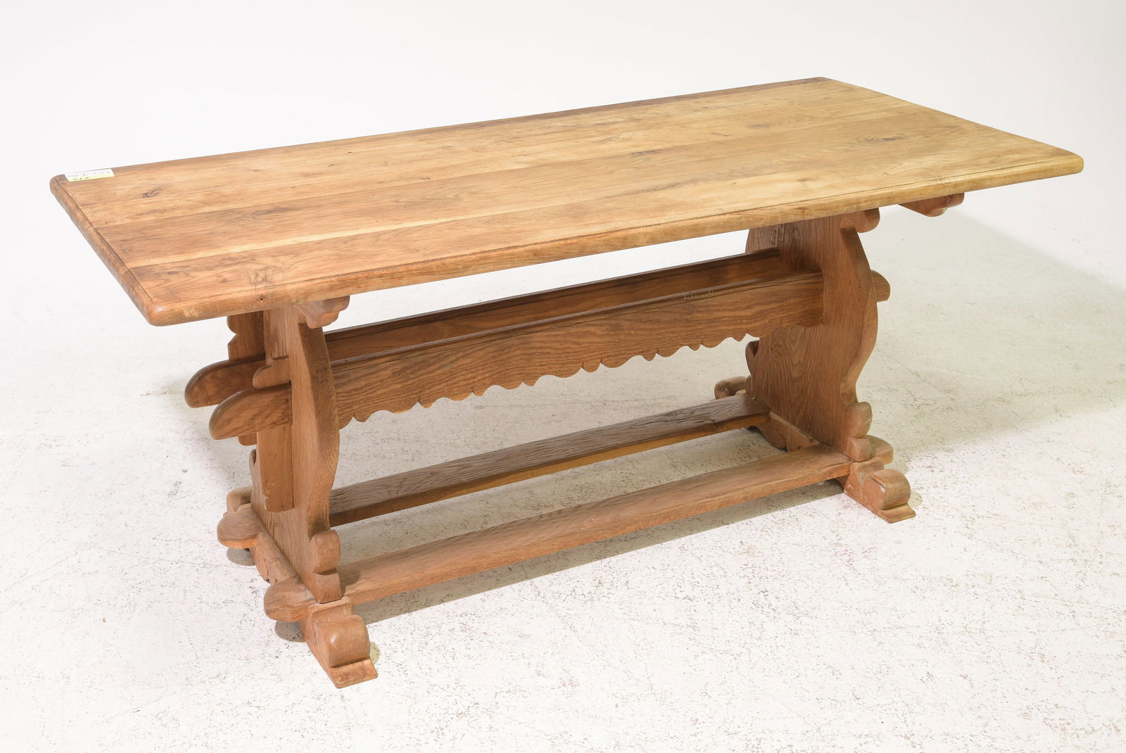 Danish Mid Century Modern Oak Coffee / Side Table: Danish Mid Century Modern Oak Coffee / Side Table - 23.5 in tall x 58.5 x 27